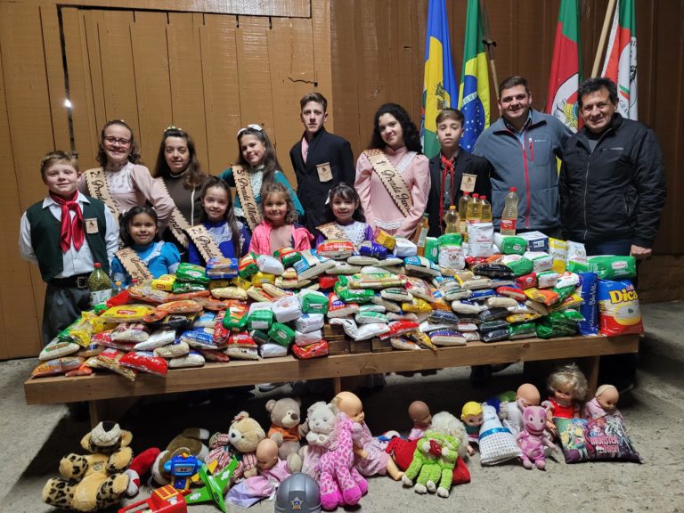 Ação solidária arrecada cerca de 300 quilos de alimentos durante a Semana Farroupilha
