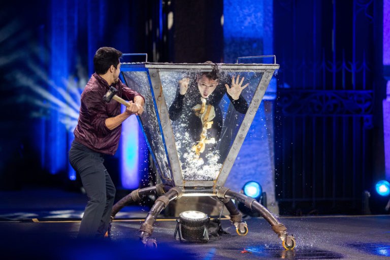 Maiores ilusionistas da América Latina fazem mega espetáculo em Gramado