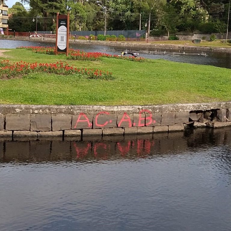 Vandalismo é registrado no Lago Joaquina Rita Bier e no Centro Municipal de Cultura