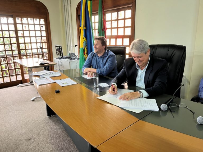 Prefeito Nestor Tissot sanciona o novo Plano Diretor