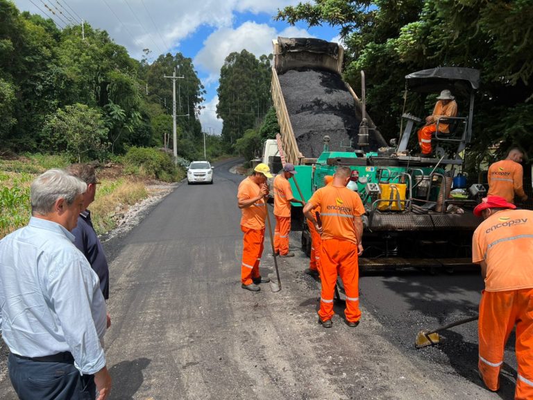 Pavimentação na Linha Marcondes será concluída hoje