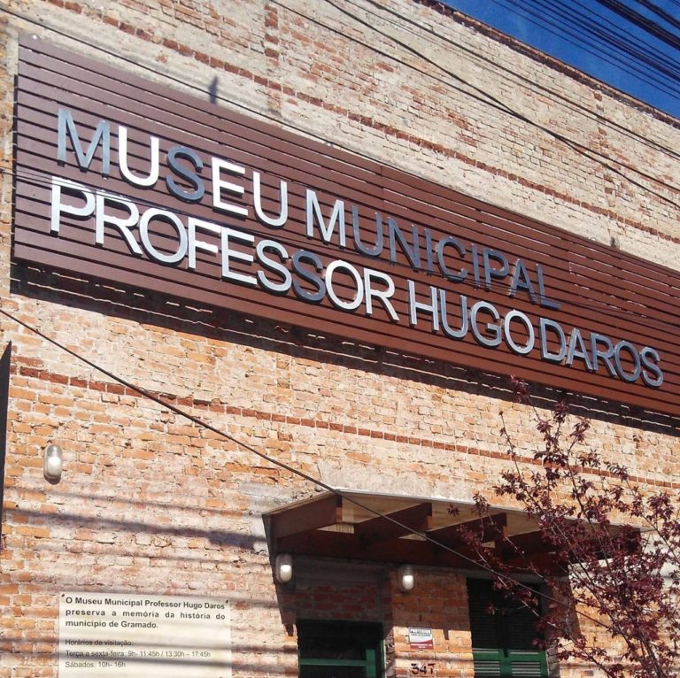 Acervo histórico do Arquivo Público Municipal é transferido ao Museu Professor Hugo Daros