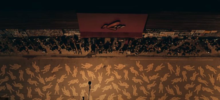 Netflix disponibiliza trailer de série sobre a tragédia na Boate Kiss