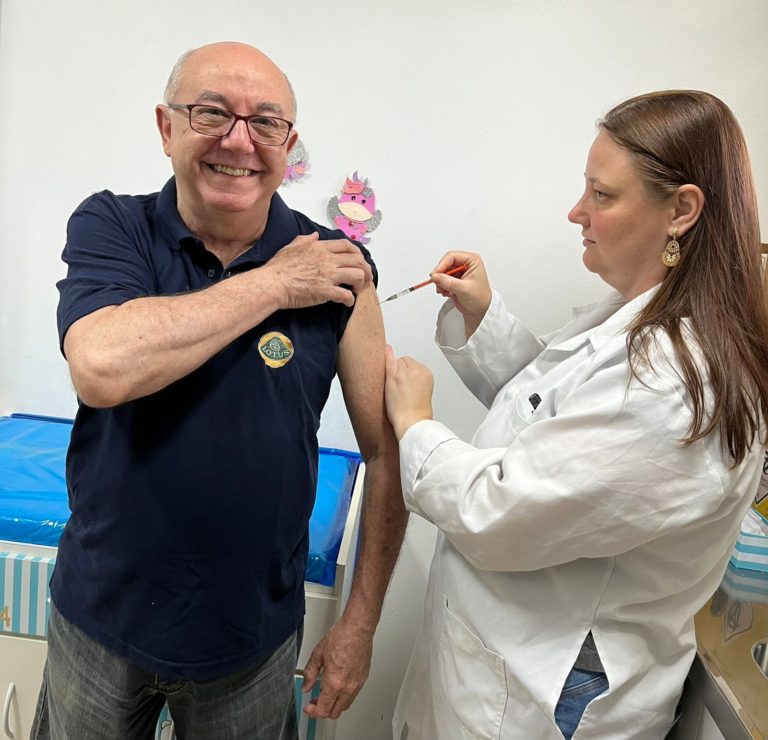 Gramado começa a aplicar doses bivalentes da vacina contra a Covid-19