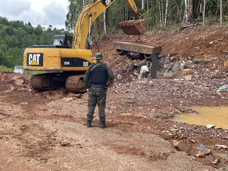 Homem é preso em Gramado com explosivos irregulares em obra pública