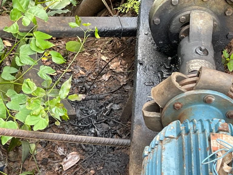 Polícia Ambiental identifica lançamento de óleo no leito do Rio Caí