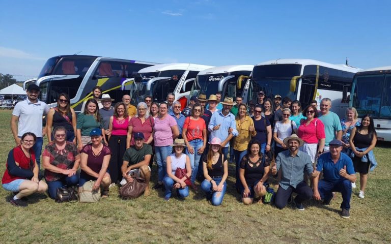 Produtores gramadenses visitam a maior feira voltada à agricultura familiar do Brasil