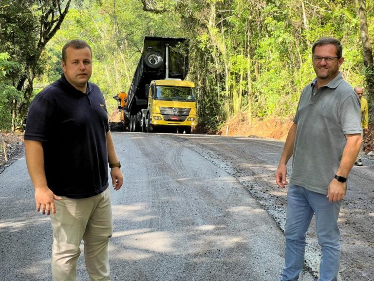 Pavimentação do acesso à Linha Carahá deverá ser concluída nesta semana