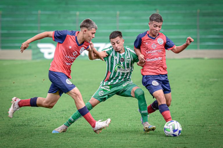 Gramadense faz história, vence o Ju e está nas oitavas de final da Copa do Brasil