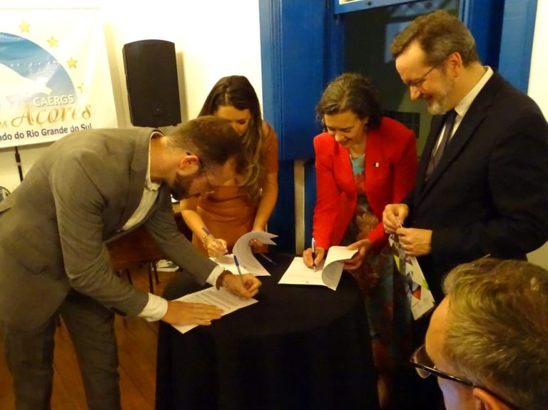 Gramado assina termo de cooperação com o Governo dos Açores