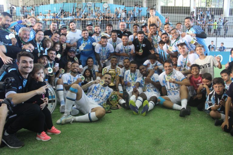 Vídeo: Grêmio é o campeão da Copa Gramado de Futebol 7