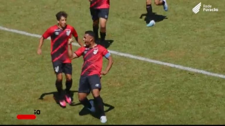 Adversário do Gramadense na quinta-feira, Athletico-PR vence clássico no estadual