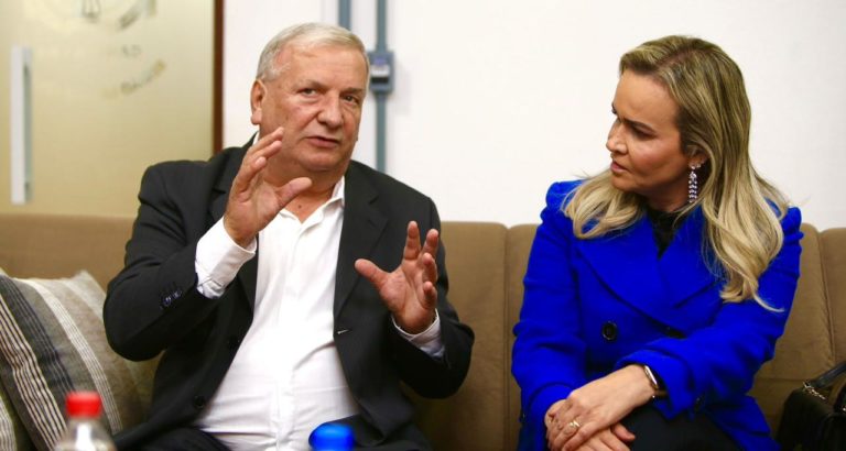 Prefeitura apresenta mais de R$ 30 milhões em projetos para Ministra do Turismo