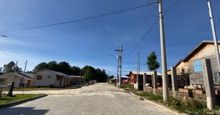 Pavimentação é concluída no Loteamento Renascer