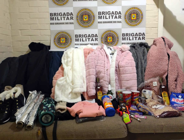 BM prende três mulheres por furto no comércio