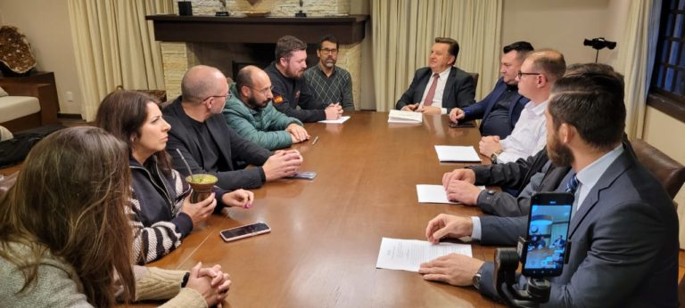 Sindicato dos Trabalhadores da Hotelaria e Gastronomia apoiam Instituto Federal em Gramado