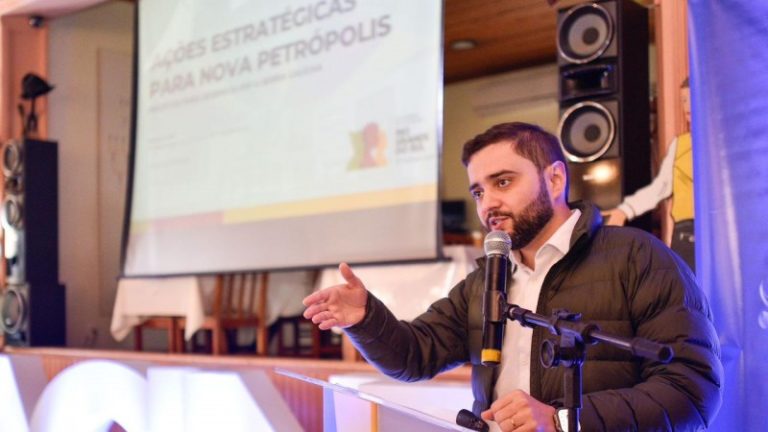 Vice-governador detalha investimentos a empresários de Nova Petrópolis