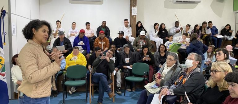 Conferência Municipal da Assistência Social debate reconstrução do Suas