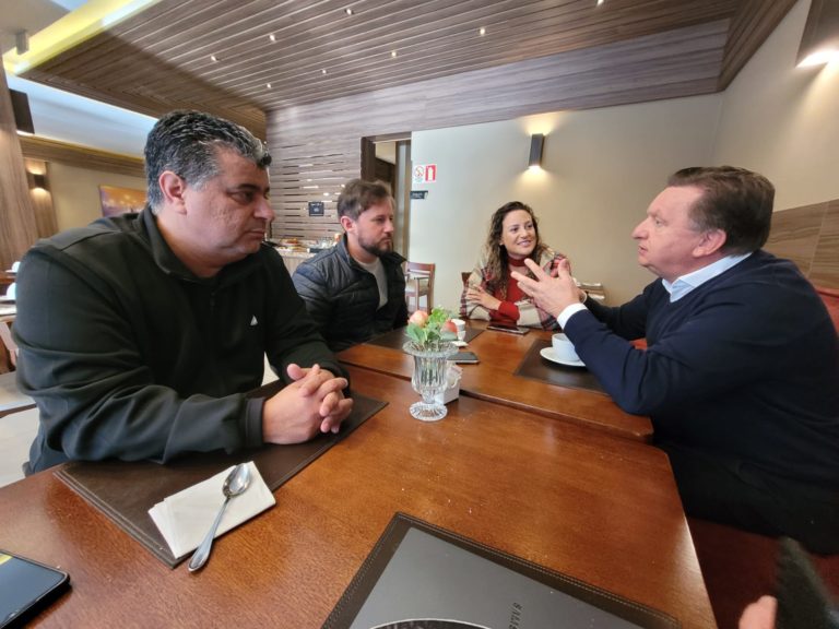 Integração para criar Parlamento Regional