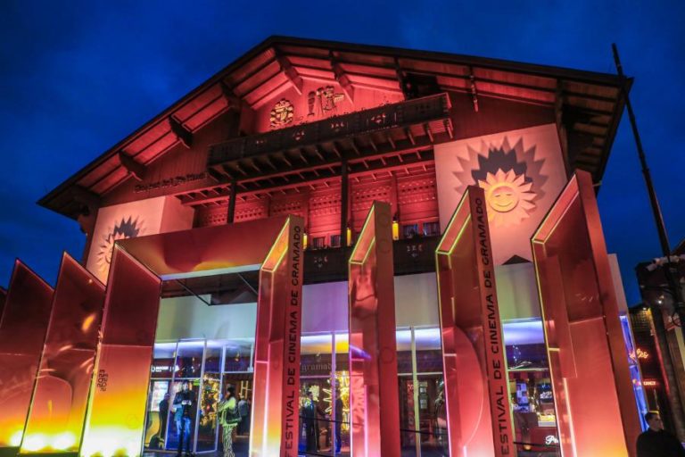 Reynaldo Gianecchini e Grazi Massafera entram para a Calçada da Fama nesta quarta-feira