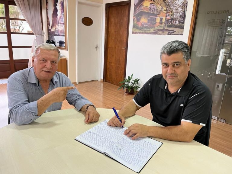 Jefferson de Oliveira assume como prefeito em exercício