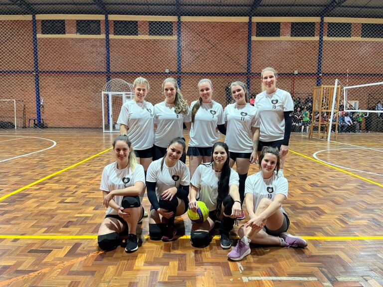 Semana com três jogos pelo Municipal de Vôlei Feminino