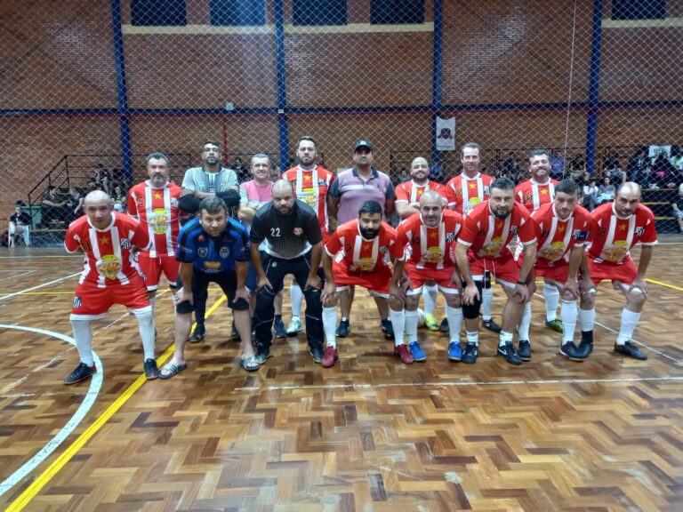 A bola está rolando no Futsal Master de Canela