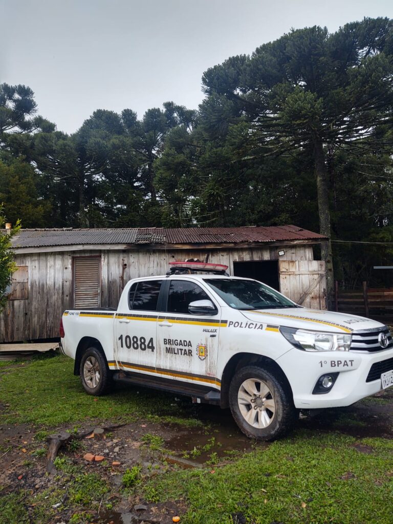 Caseiro liga para dono de fazenda avisando que matou dois na propriedade