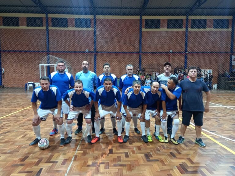 Quatro equipes seguem na busca pelo título do Futsal Master de Canela