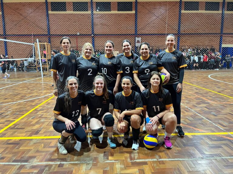 Terça-feira é noite de ver as meninas do vôlei