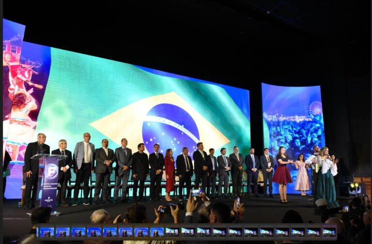 Festuris abre com emoção e resultados expressivos para o trade turístico 