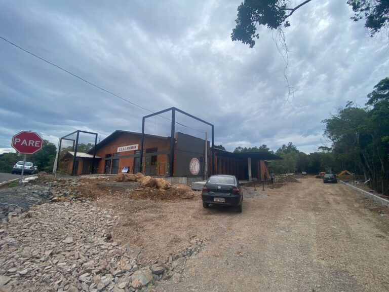 Sociedade Ipiranga reinaugura com grande festa