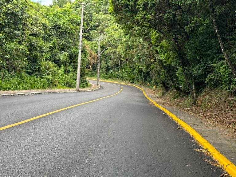 Ruas do bairro Dutra recebem recapeamento