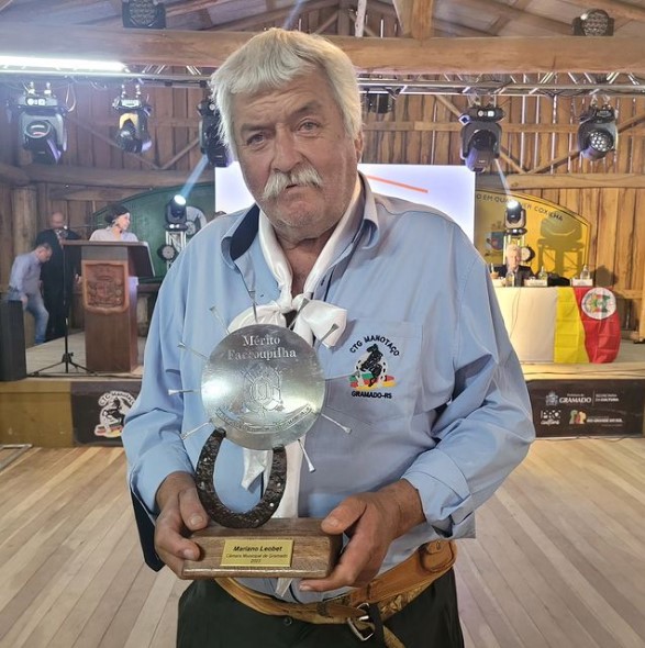 Morre Mariano Leobet aos 69 anos