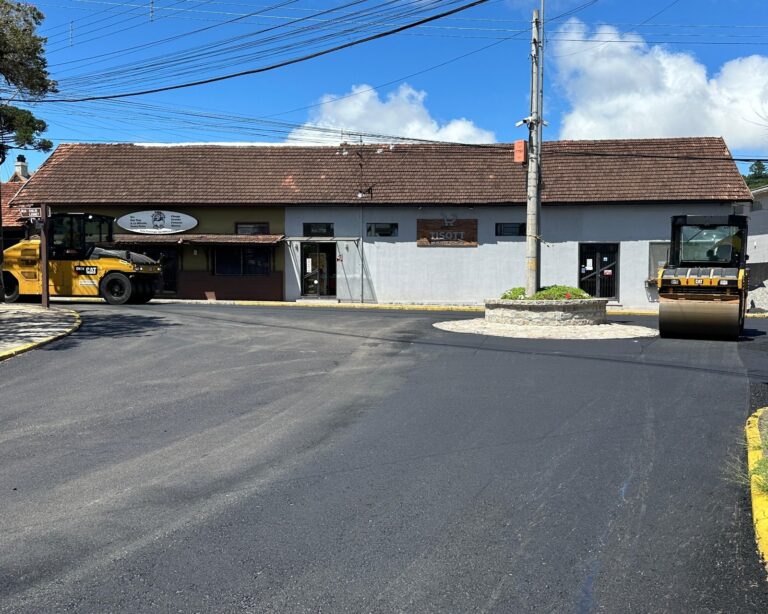 Recapeamento da Rua Emílio Leobet será concluído nesta quarta-feira