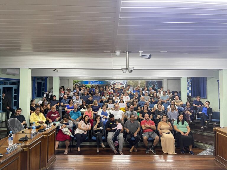 Audiência Pública levanta debate sobre venda do Centro de Feiras