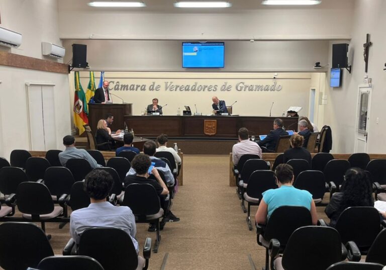 Cargo de tesoureiro da Prefeitura passará a exigir somente Ensino Médio