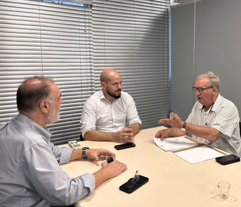 Prefeito Constantino pede prorrogação do prazo para execução do projeto do Parque do Palácio