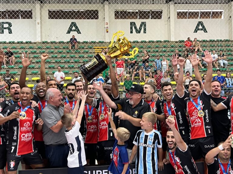 JEC Krona é bicampeão da Super Copa Gramado de Futsal