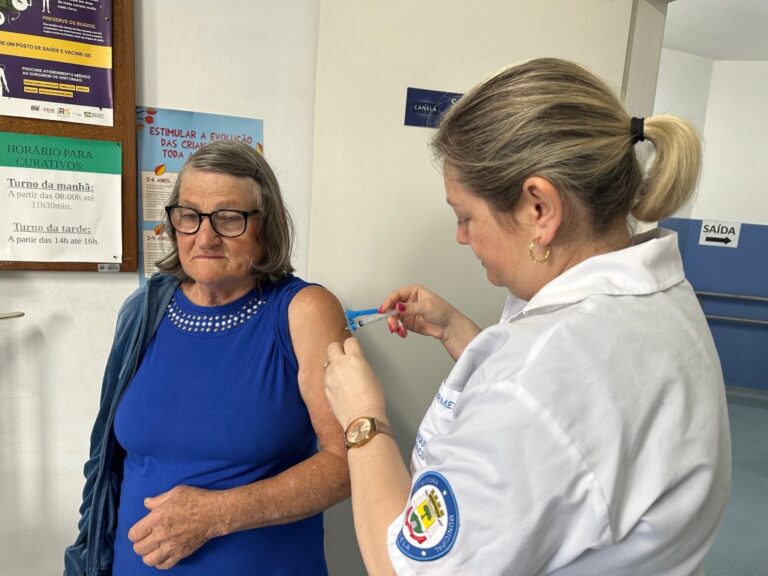 Dia D da vacina contra a gripe movimenta unidades de saúde