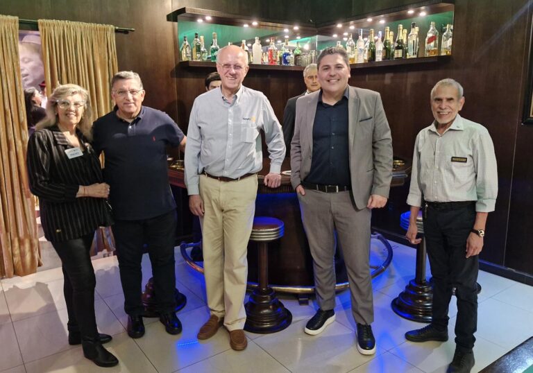 Autoridades do Rotary Club visitam atrativos do Grupo Dreams