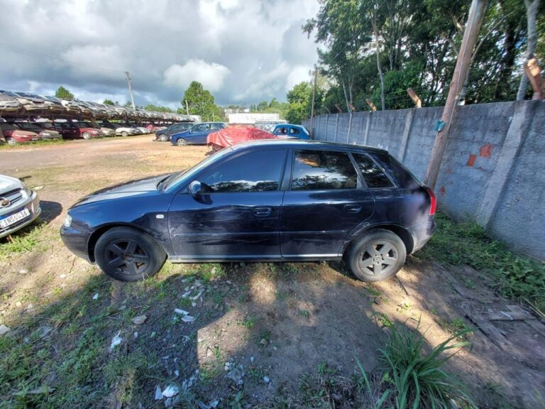 Polícia identifica dupla que rendeu moradores e roubou R$ 84 mil em residência