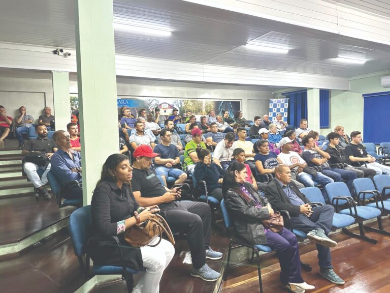 Construção do Ginásio Municipal ainda não tem prazo para iniciar