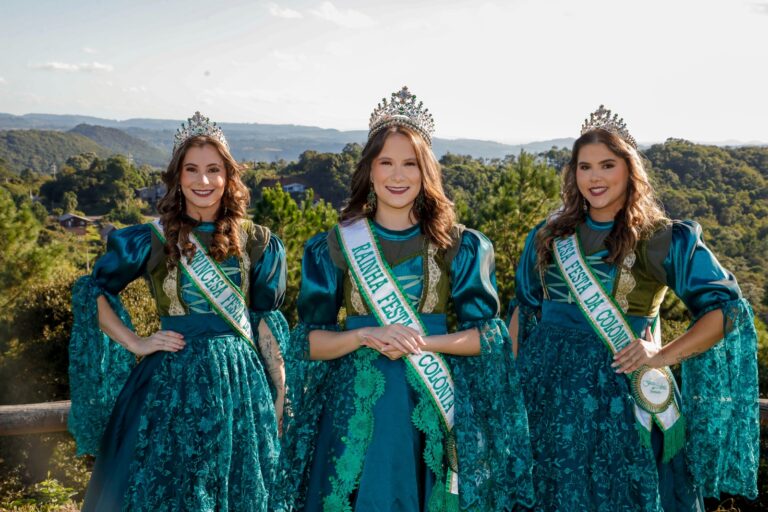 Corte da Festa da Colônia seguirá no reinado por mais um ano