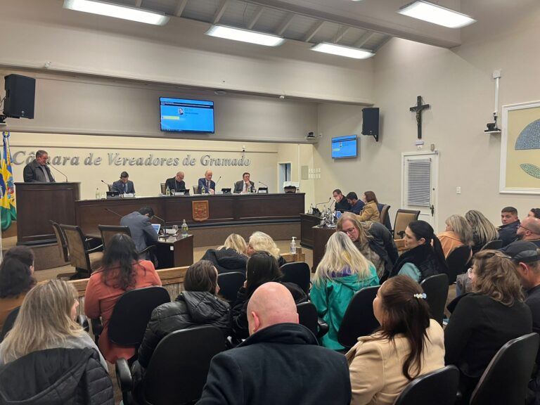 Monitor passa a precisar, apenas, do Ensino Médio