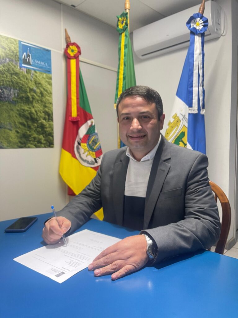 Luciano Melo busca continuidade da segunda fase do Eixo Desburocratização