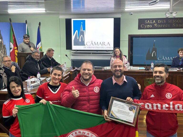 Câmara de Vereadores realiza Sessão Solene para entrega de Moções de Aplausos  