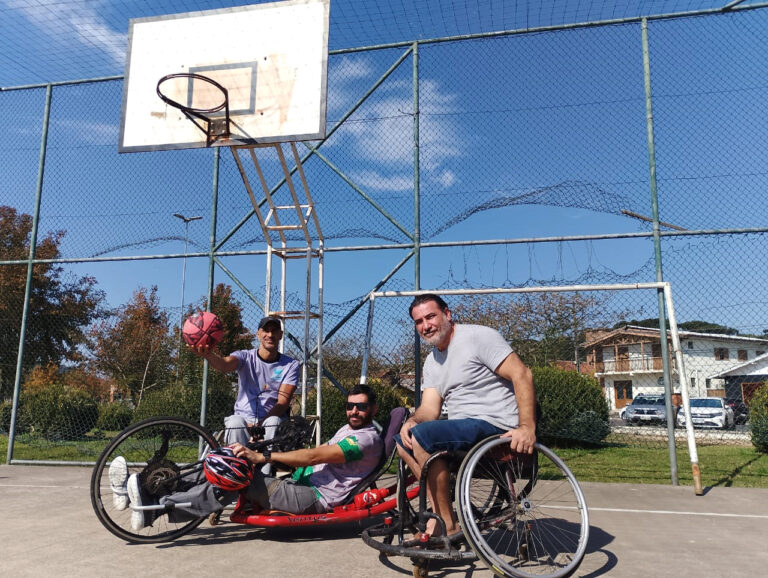 FOTOS: Criado projeto de basquete em cadeira de rodas na região