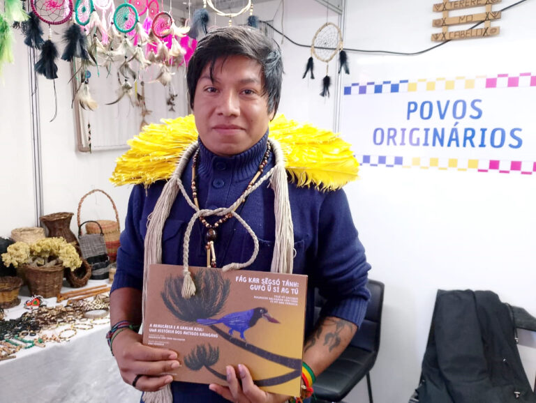 Fins de Semana no Parque do Palácio com atividades literárias neste sábado