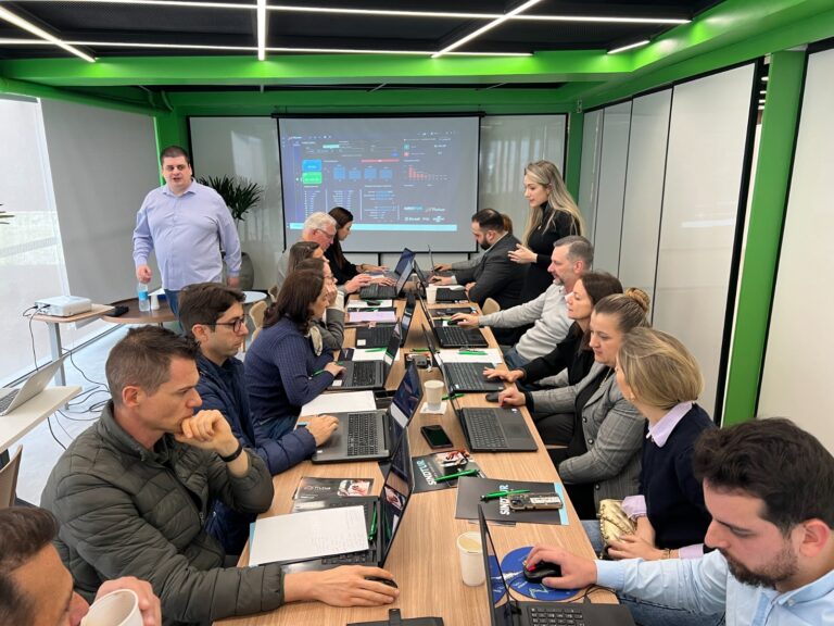 Sindtur promoveu treinamento sobre estratégias na plataforma Flutua